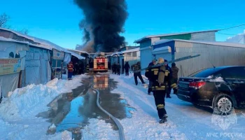 Открытое горение на рынке в Самаре ликвидировано