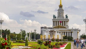 Собянин и Любимова открыли выставку Русского музея на ВДНХ