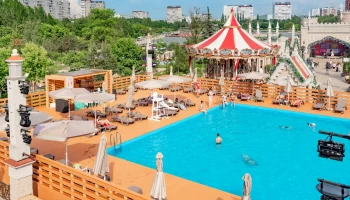 &laquo;Лето в Москве&raquo;: уже более 50 тысяч горожан посетили летние бассейны