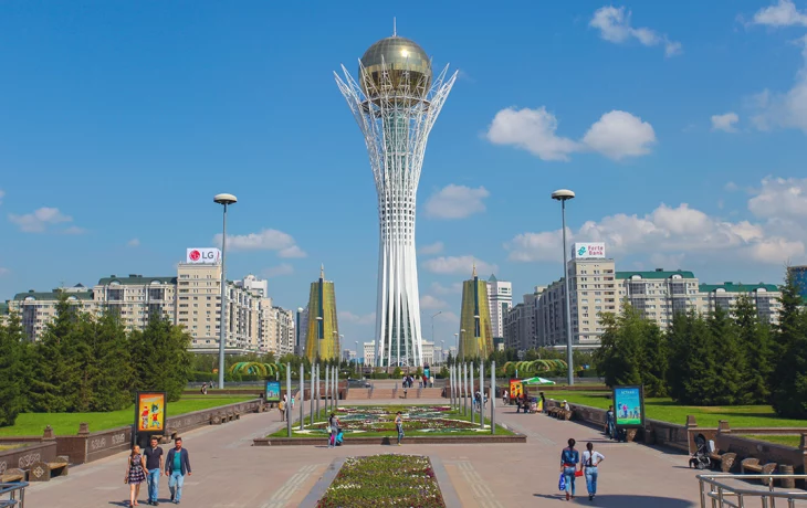 Казахстанская компания опровергла продажу авиационной техники Украине