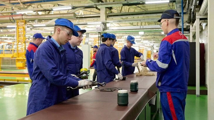 Собянин: впервые примерно половина московских 9-классников поступили в колледжи Собянин: впервые примерно половина московских 9-классников поступили в колледжи