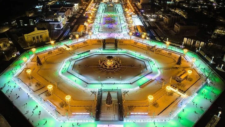 Торжественное открытие катка состоялось на ВДНХ Торжественное открытие катка состоялось на ВДНХ