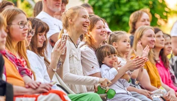 Проект &laquo;Лето в Москве&raquo; пригласил на семейные фестивали и спектакли с 15 по 21 июля