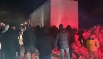 Снежный шторм накрыл горнолыжный курорт в Кемеровской области Снежный шторм накрыл горнолыжный курорт в Кемеровской области