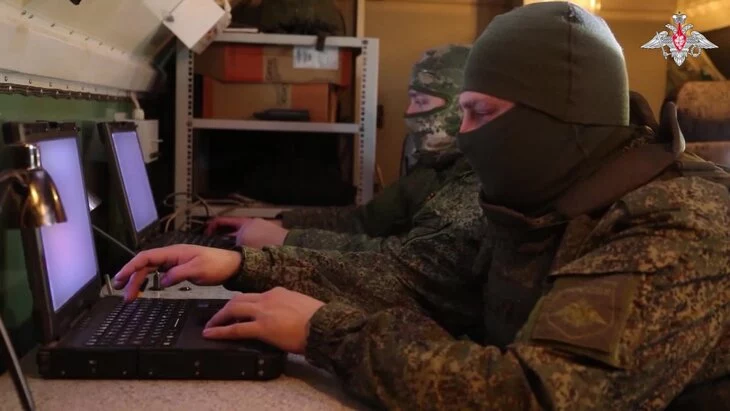 Шесть беспилотников были сбиты за ночь над Белгородской областью и Крымом Шесть беспилотников были сбиты за ночь над Белгородской областью и Крымом