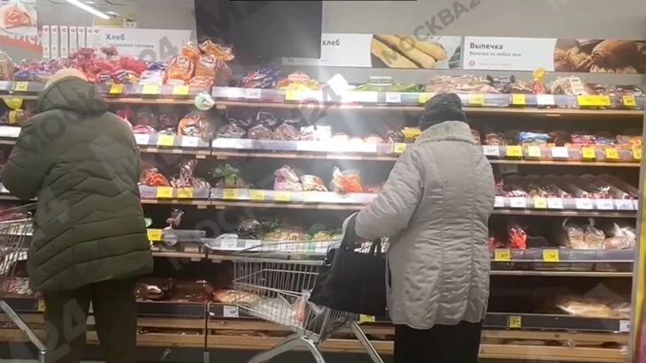 Сеть "Дикси" опровергла, что пирожки с ртутью были куплены в их магазине Сеть "Дикси" опровергла, что пирожки с ртутью были куплены в их магазине