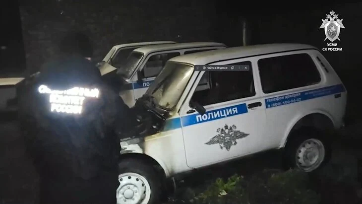 Мужчина поджег полицейские автомобили в Чувашии Мужчина поджег полицейские автомобили в Чувашии
