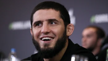 Махачев установил рекорд UFC по количеству побед подряд