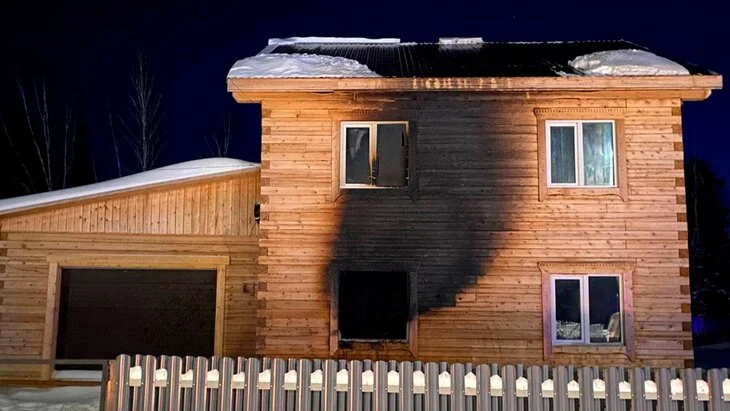 Короткое замыкание могло стать причиной пожара в частном доме в Якутии Короткое замыкание могло стать причиной пожара в частном доме в Якутии