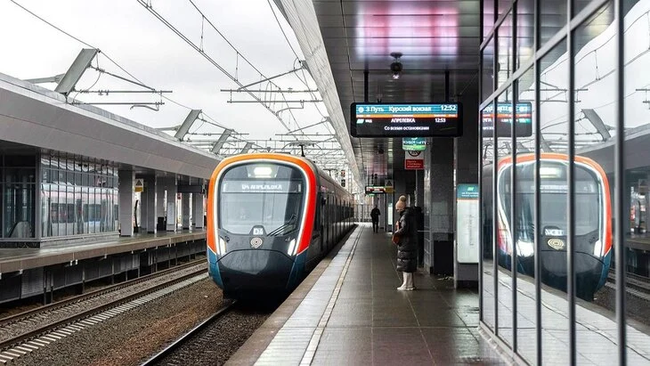 Сергей Собянин: транспортный хаб "Курская" становится еще комфортнее Сергей Собянин: транспортный хаб "Курская" становится еще комфортнее