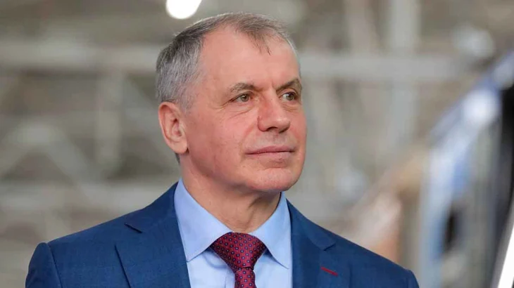 Константинов назвал слова Зеленского о Крыме мышлением негодяя Константинов назвал слова Зеленского о Крыме мышлением негодяя