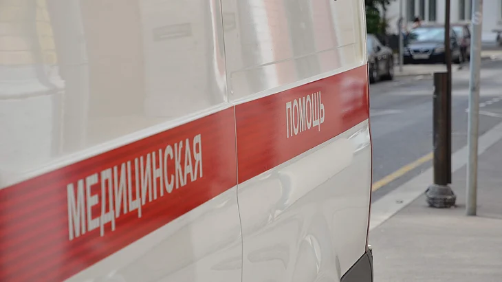«112»: Мужчина пострадал при взрыве подземного электрокабеля на западе Москвы «112»: Мужчина пострадал при взрыве подземного электрокабеля на западе Москвы
