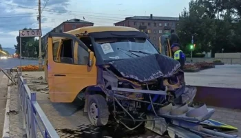 Водитель маршрутки в Кызыле сбил пятерых человек на пешеходном переходе Водитель маршрутки в Кызыле сбил пятерых человек на пешеходном переходе