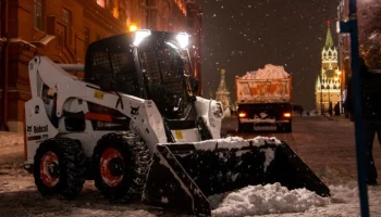 Городские службы Москвы следят за состоянием улиц из-за снега