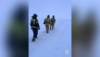 В Ленинградской области спасли пятерых рыбаков с оторвавшейся льдины