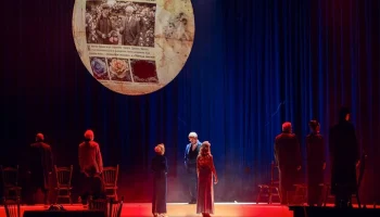 "Мосбилет" приглашает на показы спектакля Игоря Миркурбанова в Театре сатиры