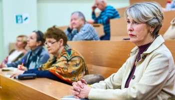 Участники &laquo;Московского долголетия&raquo; могут посещать лекции в ведущих вузах страны