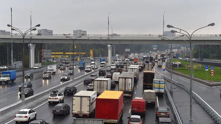 Движение на 12-м км внутренней стороны МКАД восстановлено после ДТП