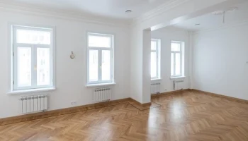 В Москве выставили на торги нежилое помещение в Тверском районе