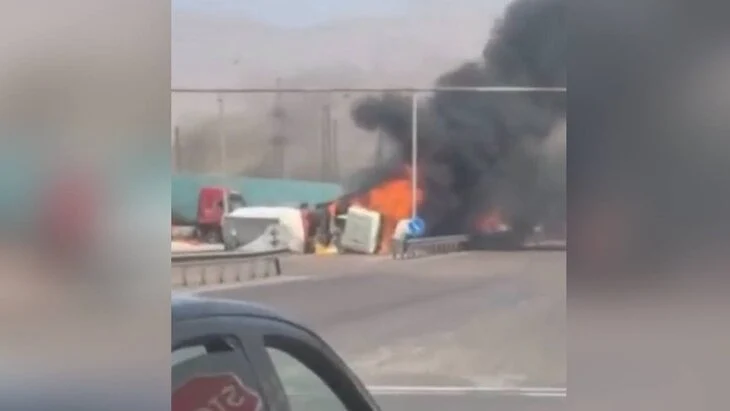 Семь человек погибли в ДТП с пожаром под Ташкентом Семь человек погибли в ДТП с пожаром под Ташкентом