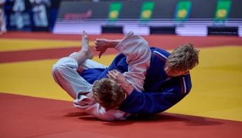 Российский дзюдоист Арбузов завоевал золото на чемпионате Европы