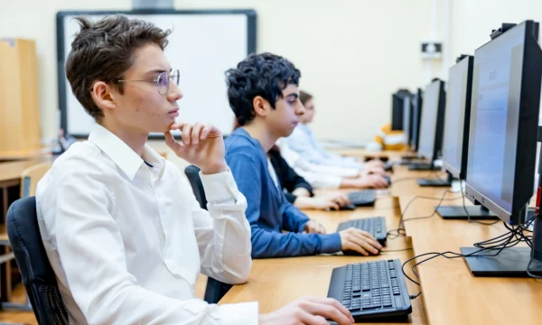 В столице пройдет цикл проверочных работ по предметам школьной программы