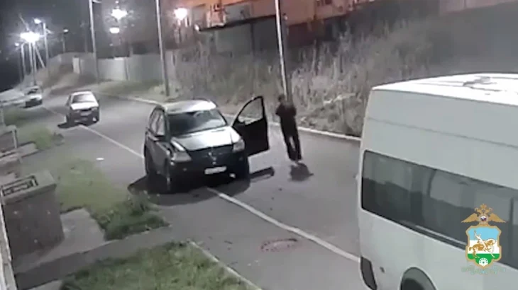 Жительница Башкирии сожгла Mercedes бывшего парня из мести Жительница Башкирии сожгла Mercedes бывшего парня из мести