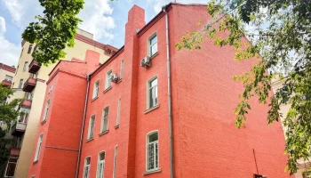 Исторический облик вернут доходному дому, возведенному по проекту архитектора Мазырина в 1917 году