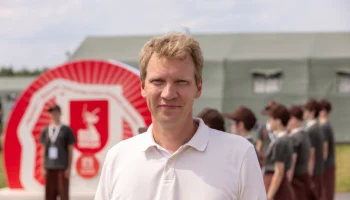 Школьникам предлагают провести лето с пользой