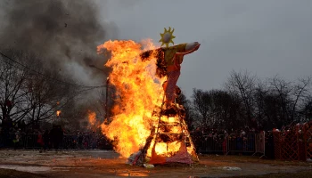 Самое высокое чучело в стране сожгут на Масленицу в Подмосковье