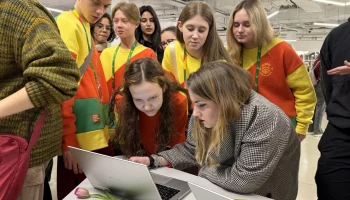 Иностранные и российские школьники поучаствовали в лаборатории Музея Победы