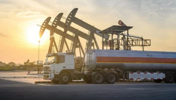 G7 обсуждает снижение потолка цен на российскую нефть