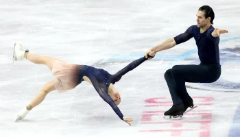 Фигуристы Володин и Фабьенне Хазе выиграли короткую программу на Олимпиаде Фигуристы Володин и Фабьенне Хазе выиграли короткую программу на Олимпиаде