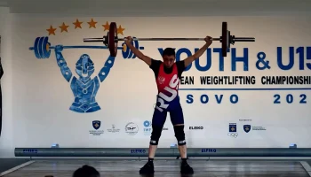 Российский штангист Новожилов взял золото юношеского чемпионата Европы