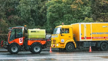 Городские службы работают в усиленном режиме из-за непогоды в Москве