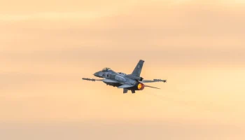 Военный самолет потерпел крушение в Судане