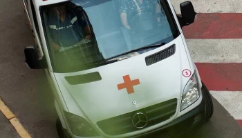 Один человек погиб при наезде автомобиля на боеприпас в Белгородской области