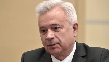 Экс-президент &laquo;Лукойла&raquo; Алекперов заработал свыше 177 миллиардов рублей за год