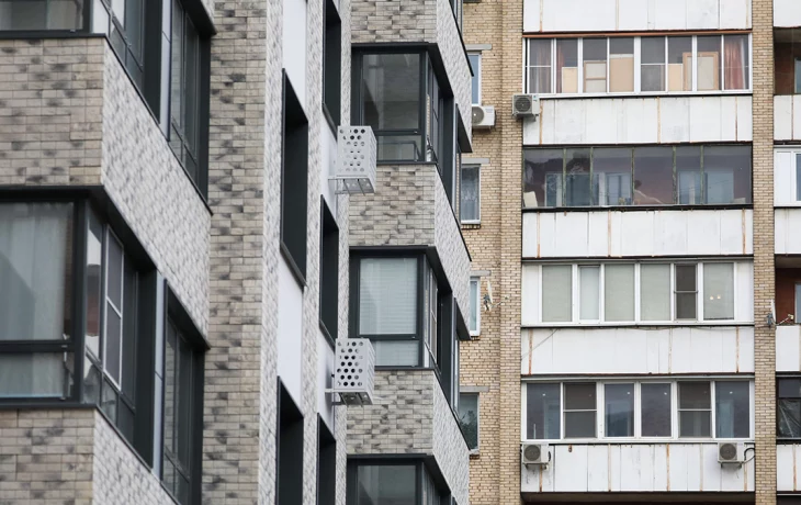 В Госдуме предложили запретить проведение богослужений в многоквартирных домах