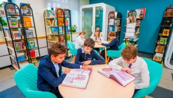 Сергей Собянин: уже 55 зданий обновлено в рамках программы "Моя школа" Сергей Собянин: уже 55 зданий обновлено в рамках программы "Моя школа"