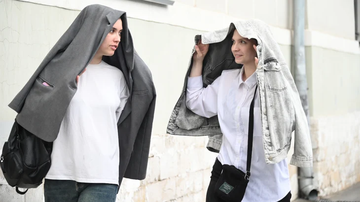 Синоптики предупредили москвичей о прохладной и дождливой погоде 22 июня Синоптики предупредили москвичей о прохладной и дождливой погоде 22 июня