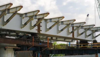 Сергей Собянин рассказал о строительстве путепровода через пути МЦД-2