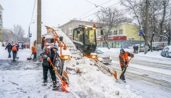 Собянин: городские службы в новогодние дни будут работать круглосуточно
