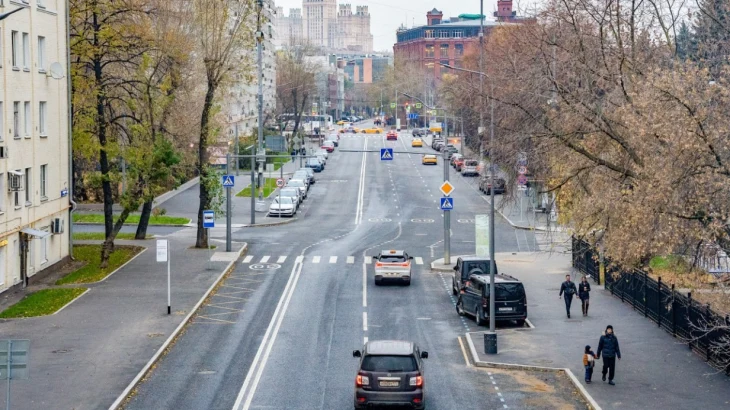 Мантулинскую улицу и проезд вдоль парка «Красная Пресня» благоустроили в Москве Мантулинскую улицу и проезд вдоль парка «Красная Пресня» благоустроили в Москве