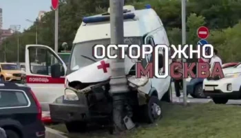 Фельдшеры пострадали в ДТП с машиной скорой помощи на севере Москвы Фельдшеры пострадали в ДТП с машиной скорой помощи на севере Москвы