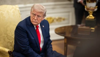 Metro: Слухи о болезни Трампа подкрепились перекрытием дорог у военной больницы