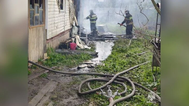 Трое мужчин погибли при пожаре в частном доме в Пушкинском городском округе Трое мужчин погибли при пожаре в частном доме в Пушкинском городском округе