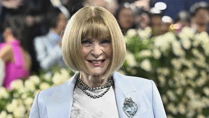 Главред американского Vogue Анна Винтур передаст свою должность редактору сайта Хлои Малль Главред американского Vogue Анна Винтур передаст свою должность редактору сайта Хлои Малль