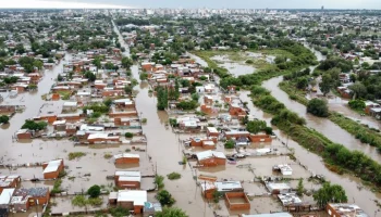 В Аргентине объявлен траур по жертвам наводнения