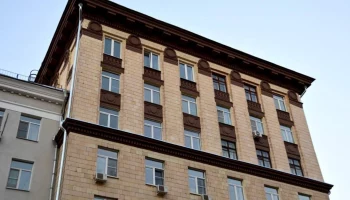 Более 130 домов с замковыми камнями на фасадах отремонтировали в Москве